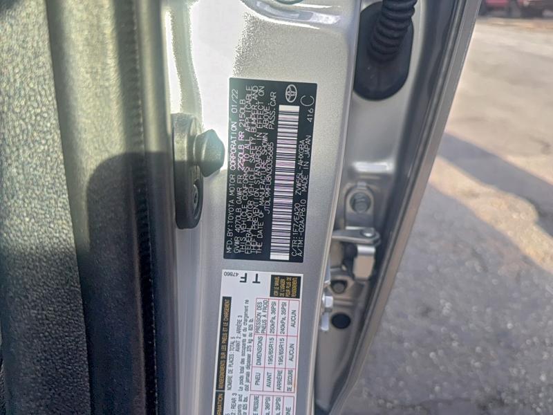 Фото 10 - TOYOTA PRIUS