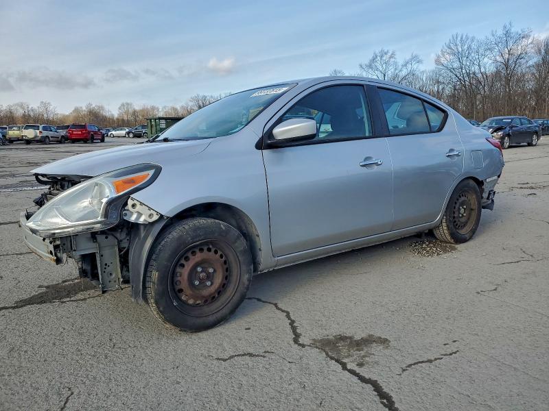 Фото 1 - NISSAN VERSA