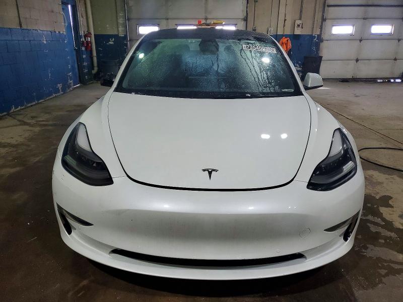 Фото 5 - TESLA MODEL 3