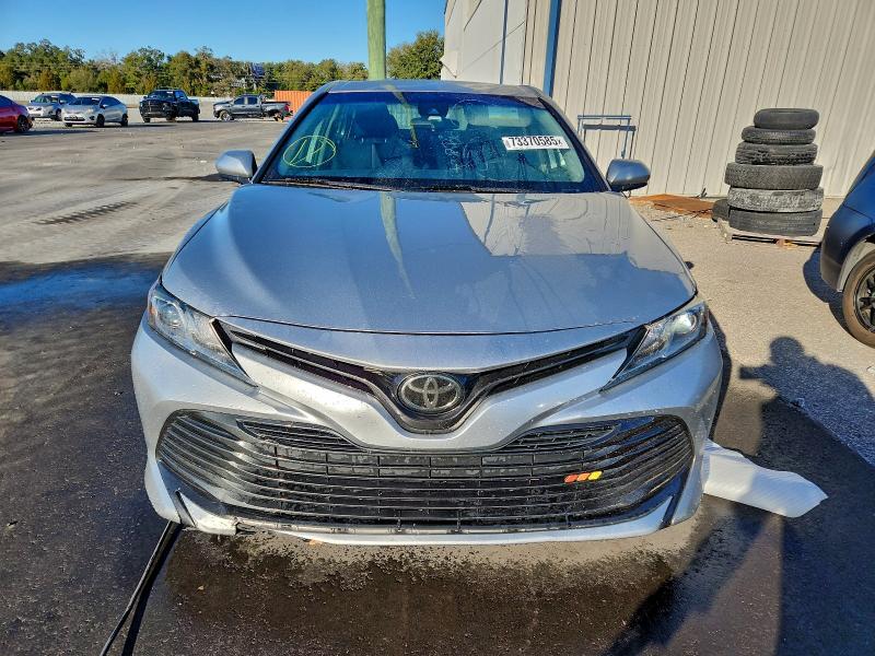 Фото 5 - TOYOTA CAMRY