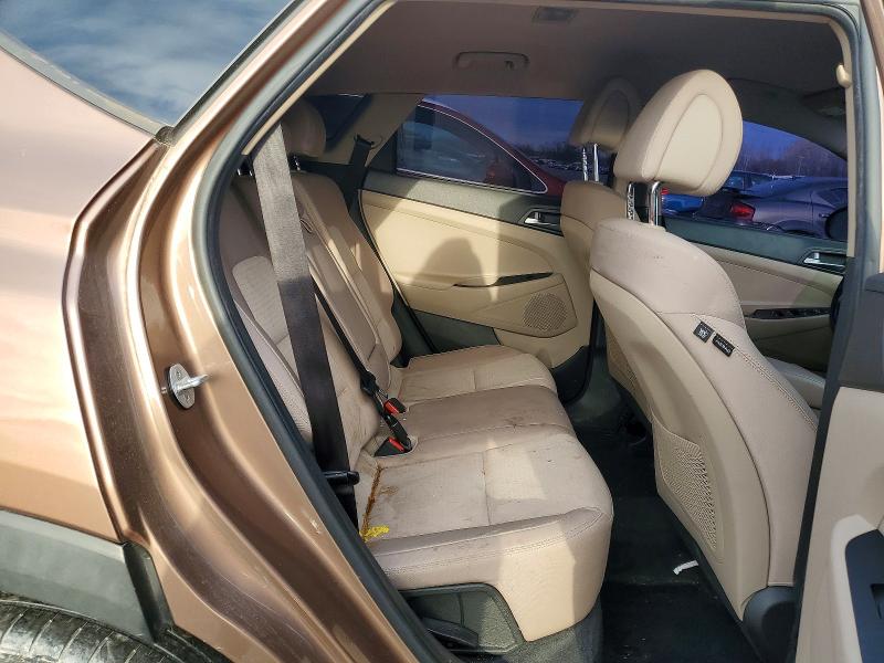 Фото 11 - HYUNDAI TUCSON