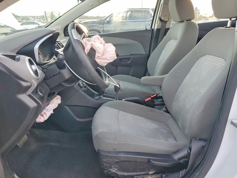 Фото 7 - CHEVROLET SONIC