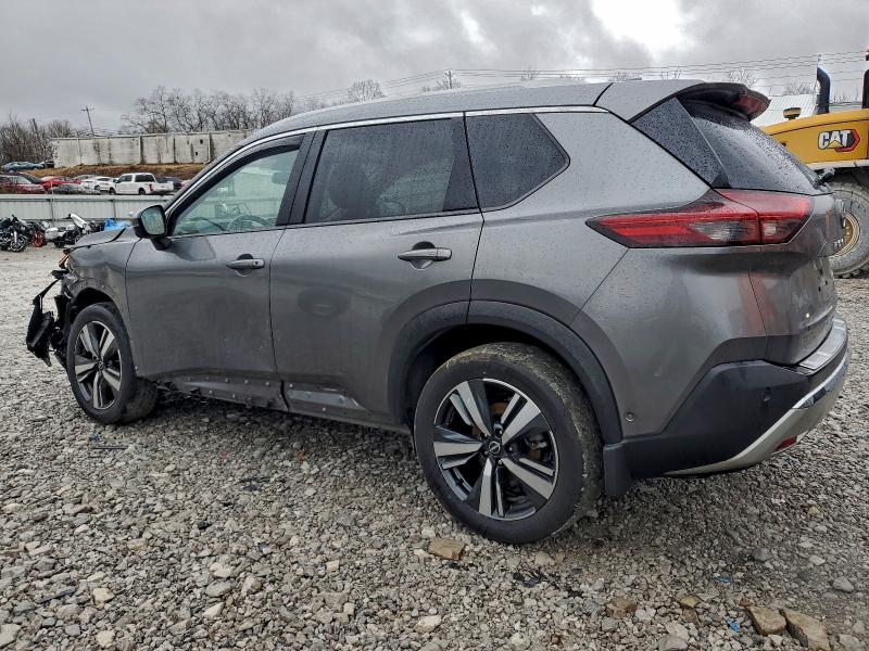 Фото 2 - NISSAN ROGUE