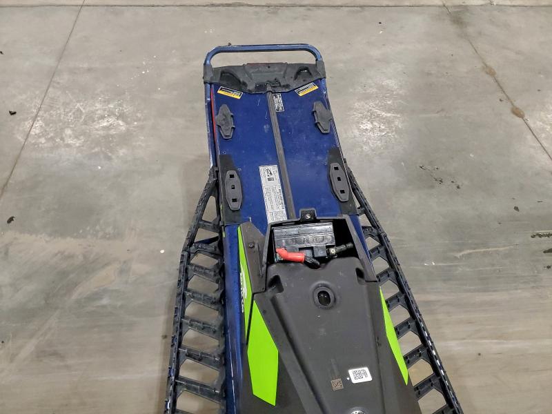 ARCTIC-CAT SNOWMOBILE 2024