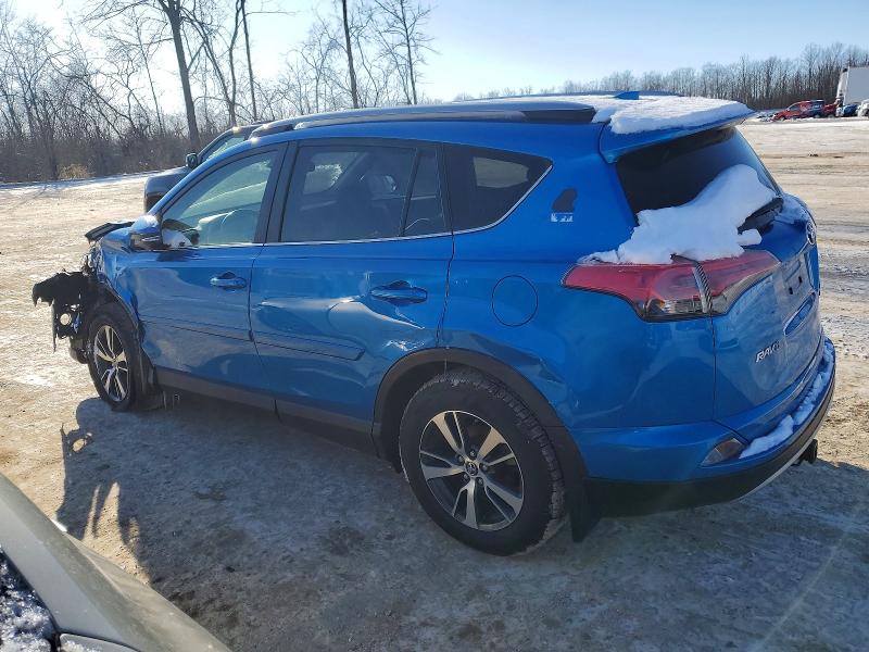 Фото 2 - TOYOTA RAV4