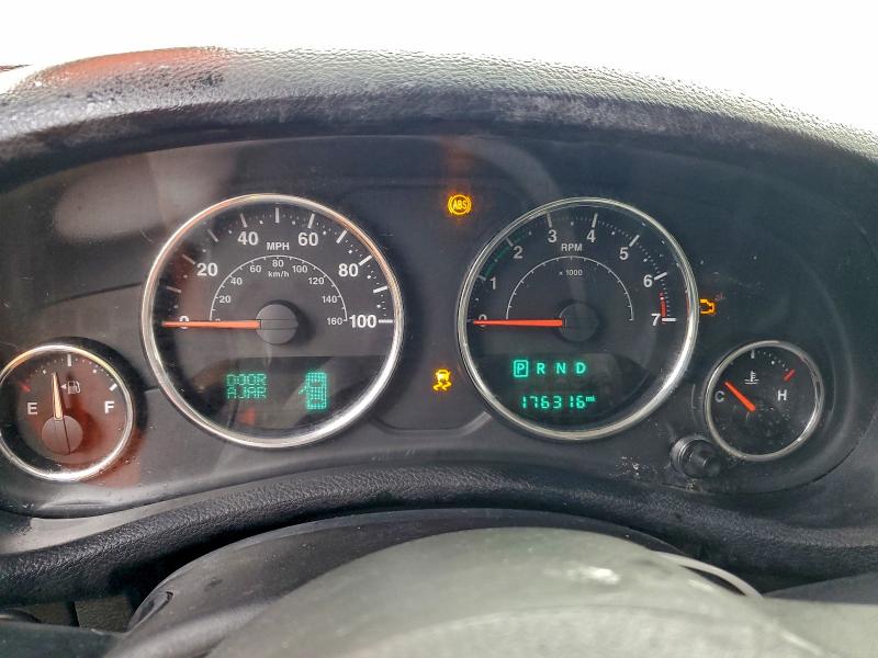 Фото 9 - JEEP WRANGLER