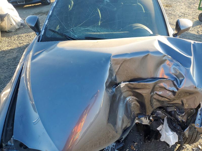 Фото 11 - LEXUS IS