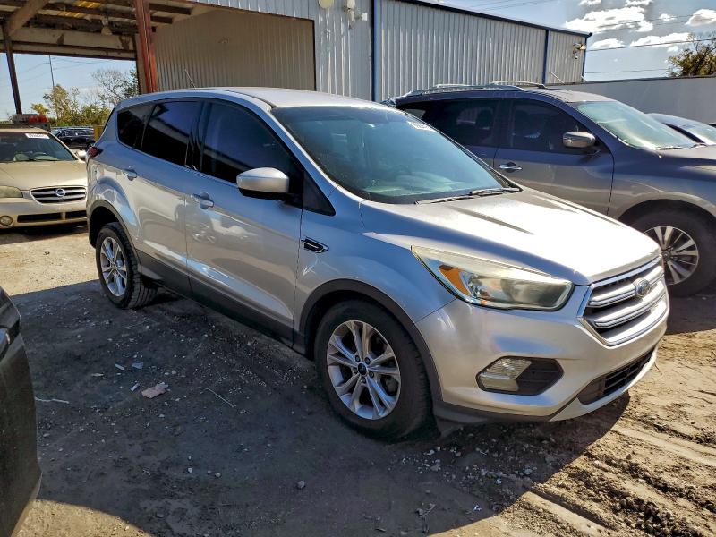 Фото 4 - FORD ESCAPE