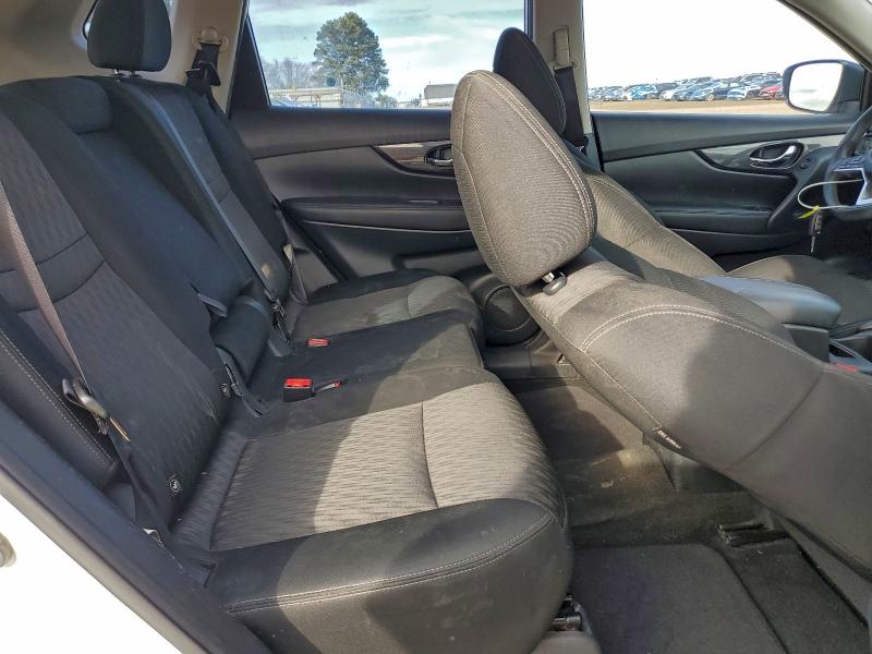 Фото 10 - NISSAN ROGUE