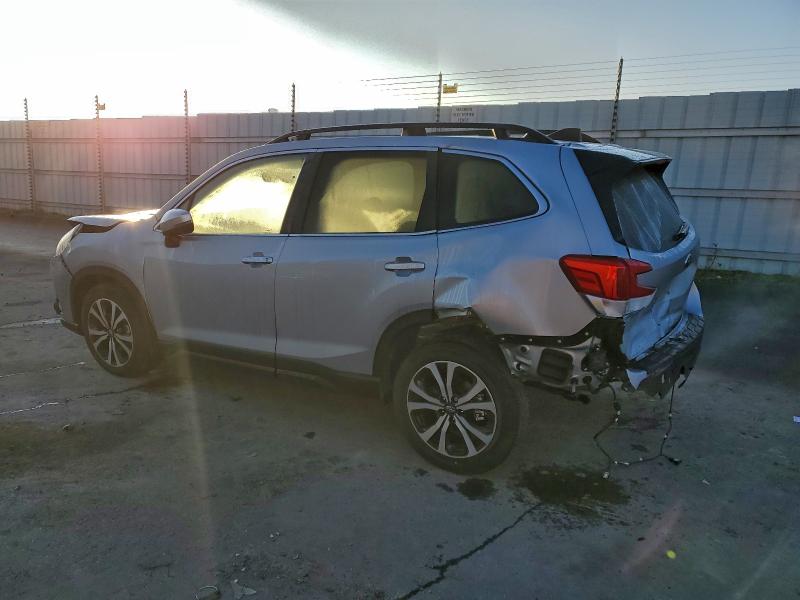 Фото 2 - SUBARU FORESTER