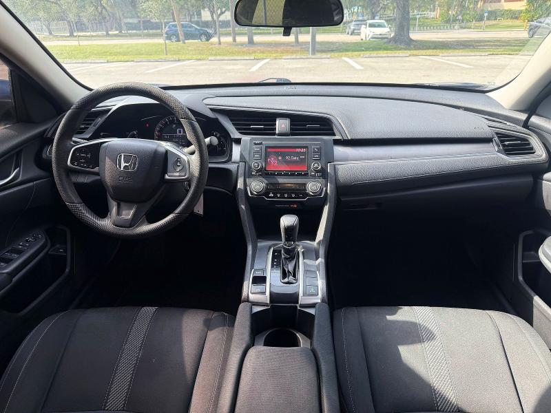 Фото 9 - HONDA CIVIC