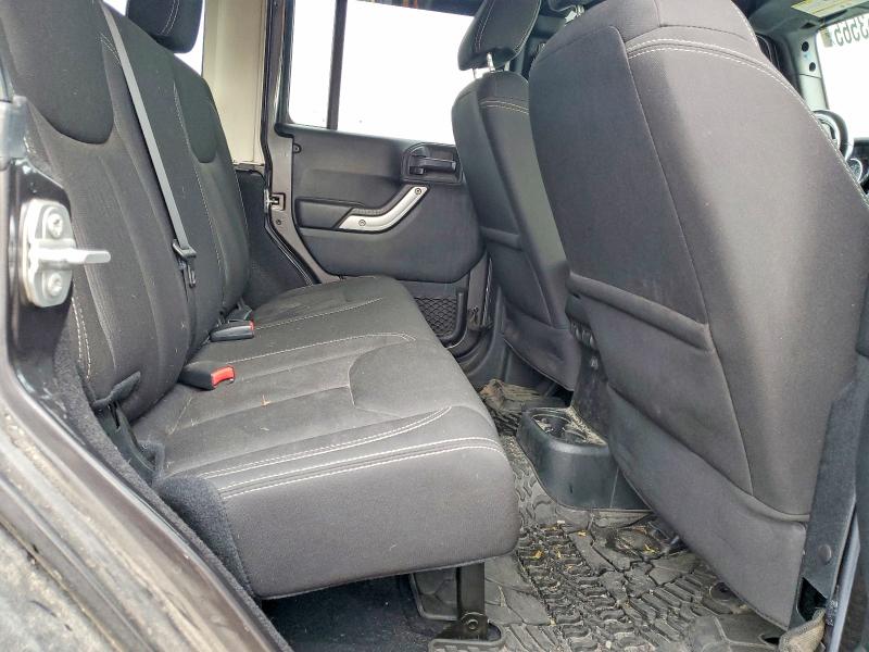 Фото 10 - JEEP WRANGLER