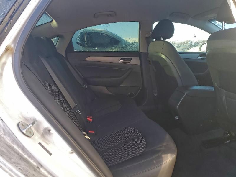 Фото 10 - HYUNDAI SONATA