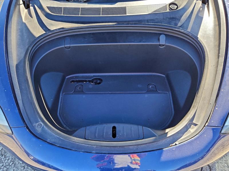 Фото 11 - TESLA MODEL 3