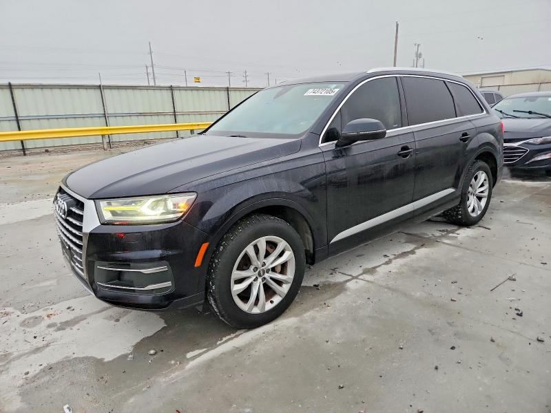 Фото 1 - AUDI Q7