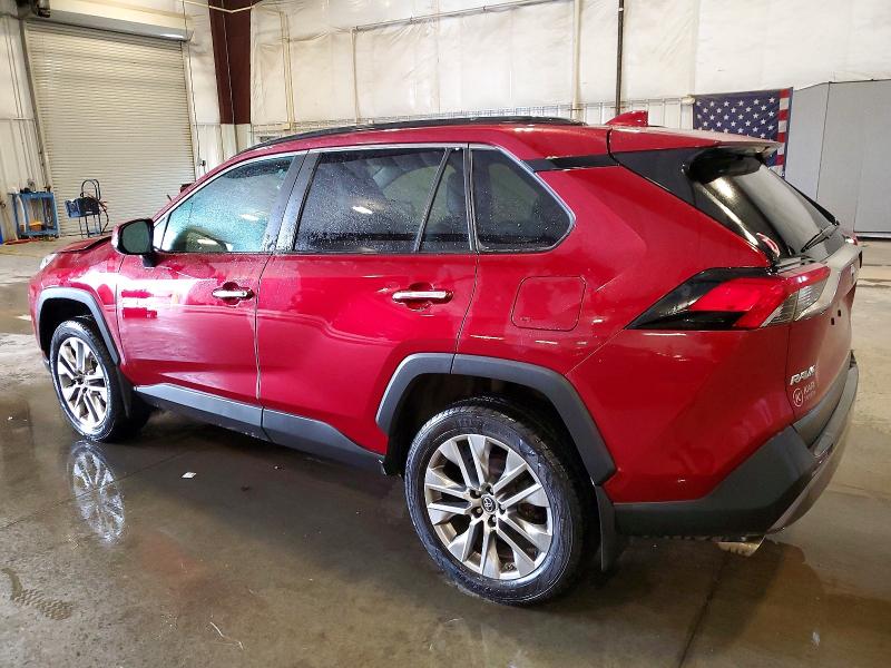 Фото 2 - TOYOTA RAV4