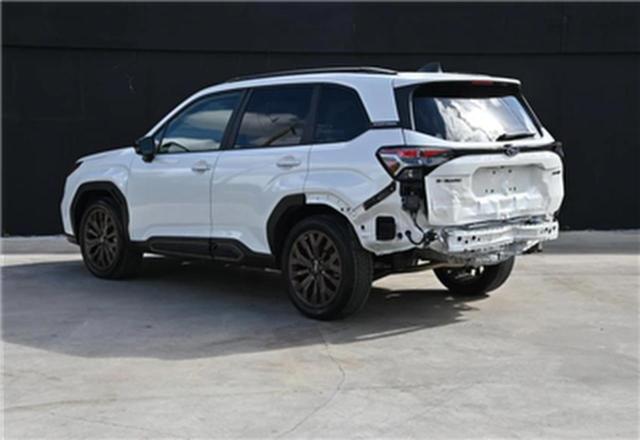 Фото 3 - SUBARU FORESTER