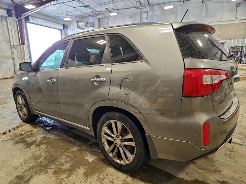 Фото 2 - KIA SORENTO