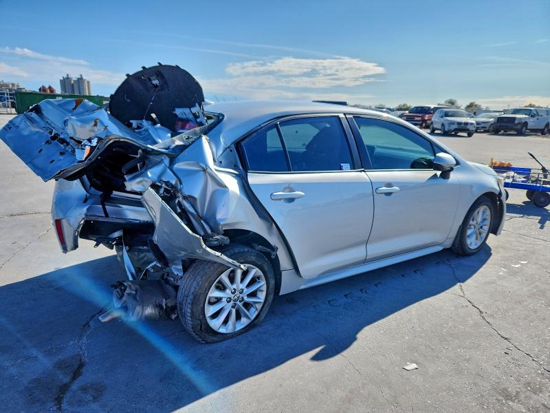 Фото 3 - TOYOTA COROLLA