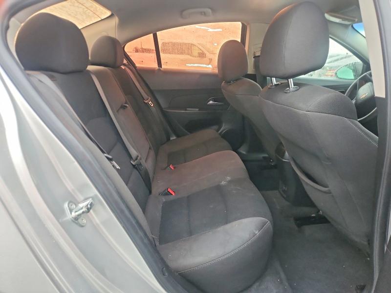 Фото 10 - CHEVROLET CRUZE