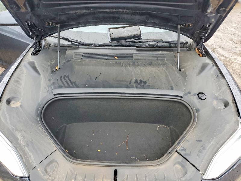 Фото 11 - TESLA MODEL S