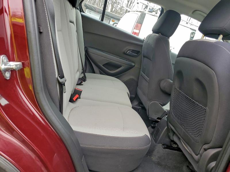 Фото 11 - CHEVROLET TRAX