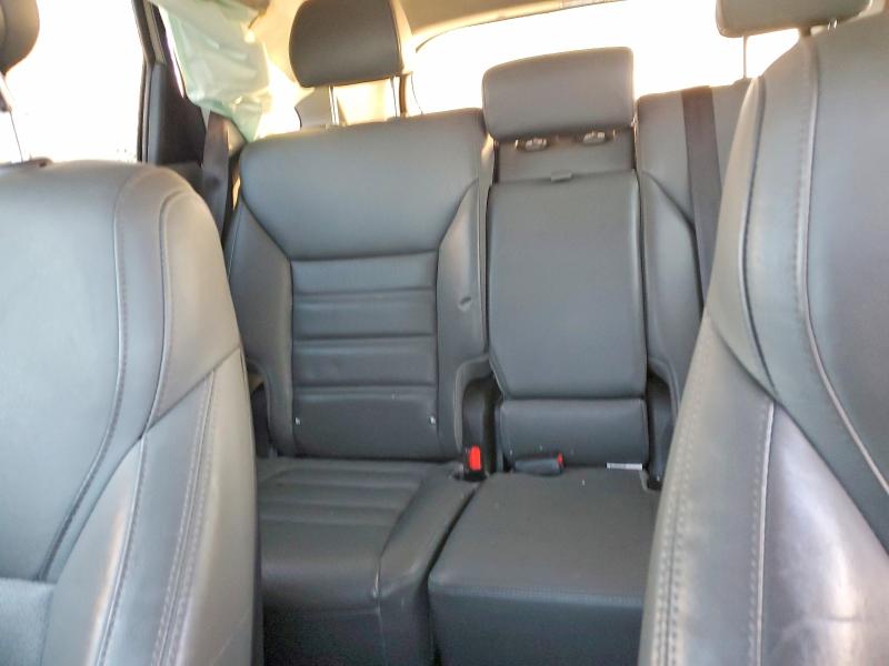 Фото 10 - KIA SORENTO