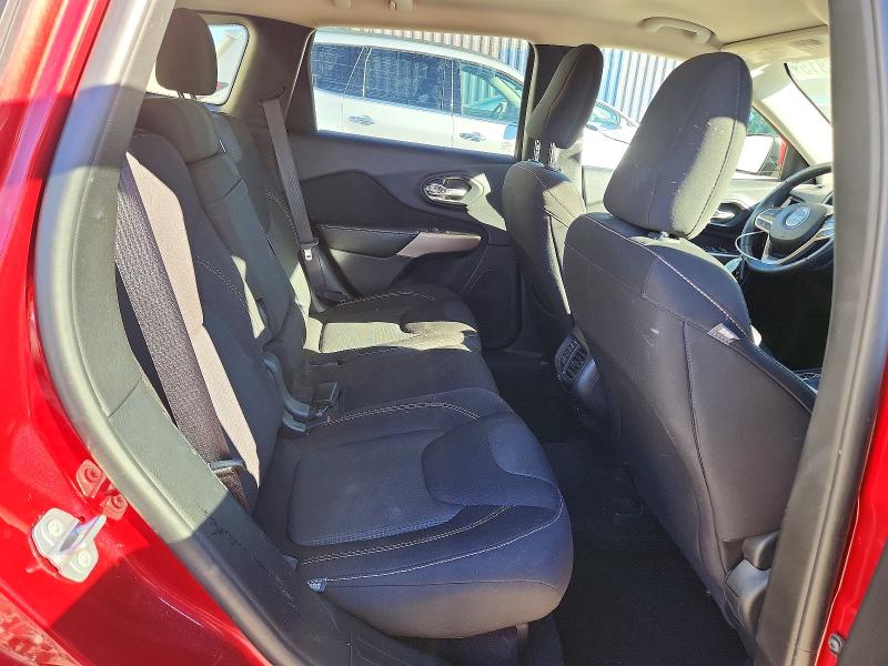 Фото 11 - JEEP GRAND CHER