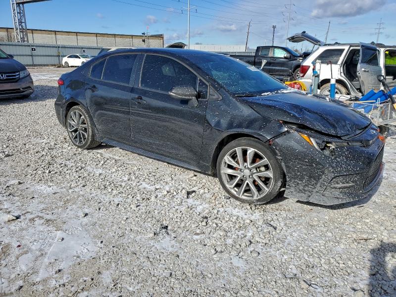 Фото 4 - TOYOTA COROLLA