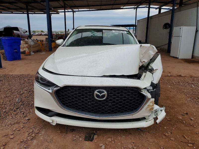 Фото 5 - MAZDA 3