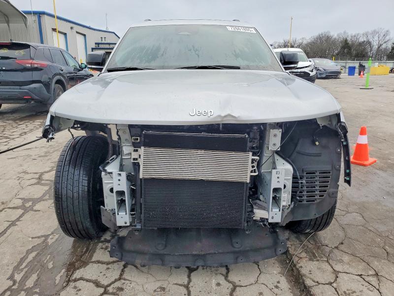 Фото 5 - JEEP GRAND CHER