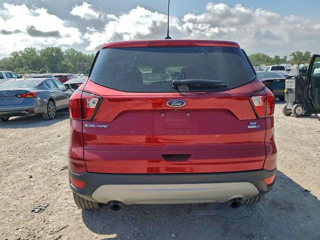 Фото 6 - FORD ESCAPE