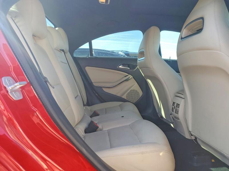 Фото 10 - MERCEDES-BENZ CLA-CLASS