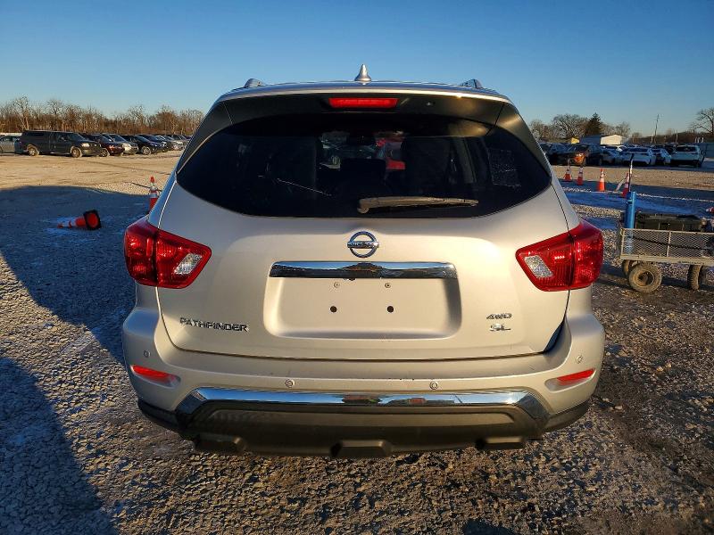 Фото 6 - NISSAN PATHFINDER