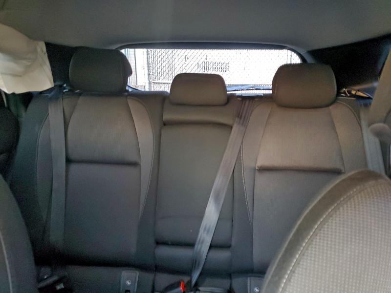 Фото 10 - MAZDA CX30