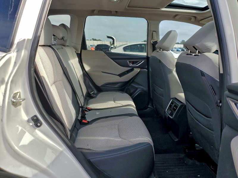 Фото 11 - SUBARU FORESTER