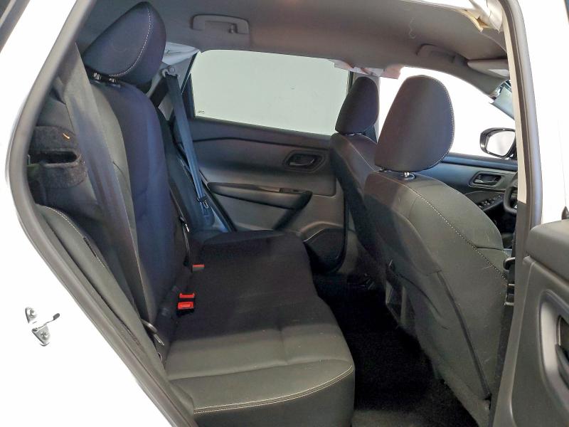 Фото 11 - NISSAN ROGUE