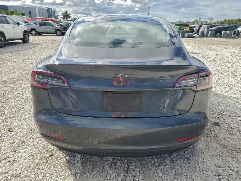 Фото 6 - TESLA MODEL 3