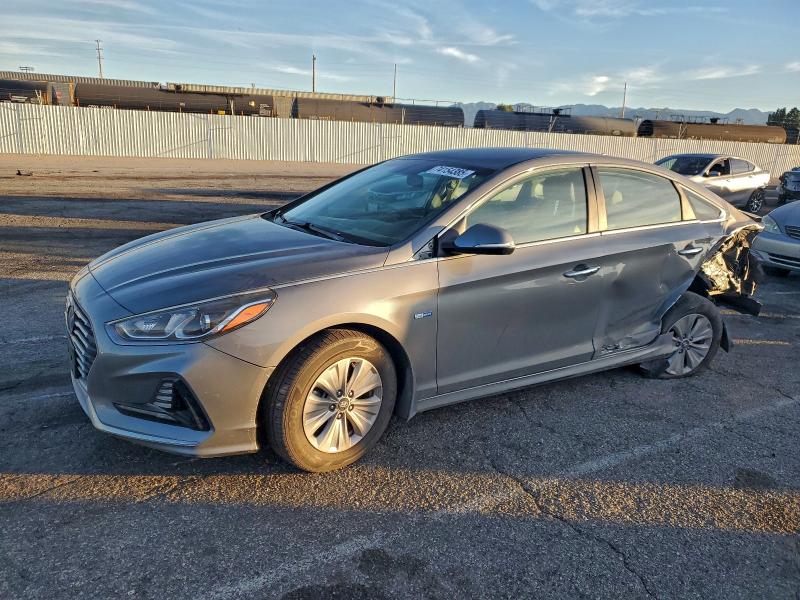 Фото 1 - HYUNDAI SONATA