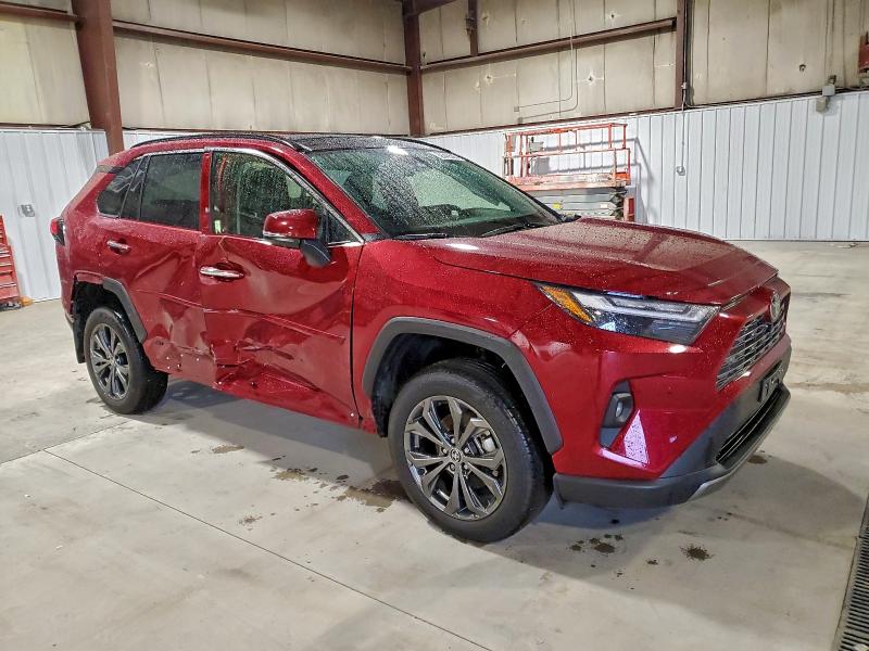 Фото 4 - TOYOTA RAV4