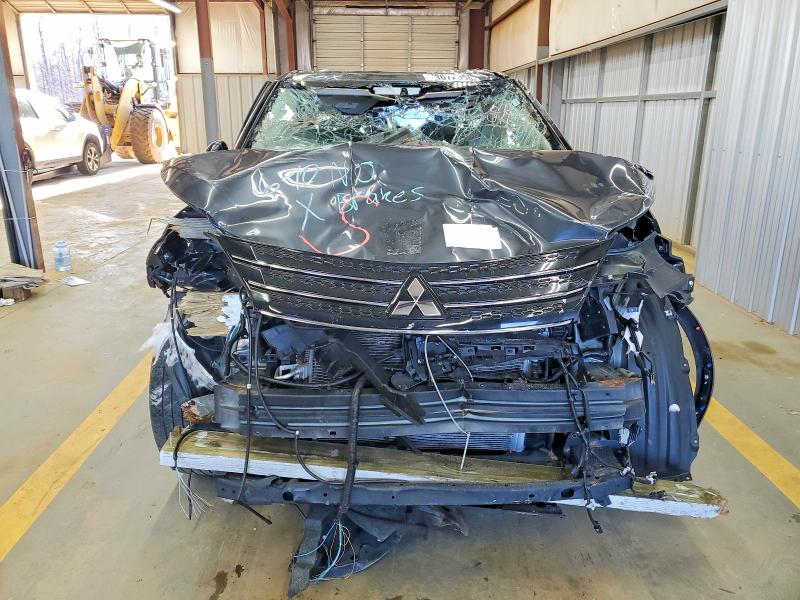 Фото 5 - MITSUBISHI OUTLANDER