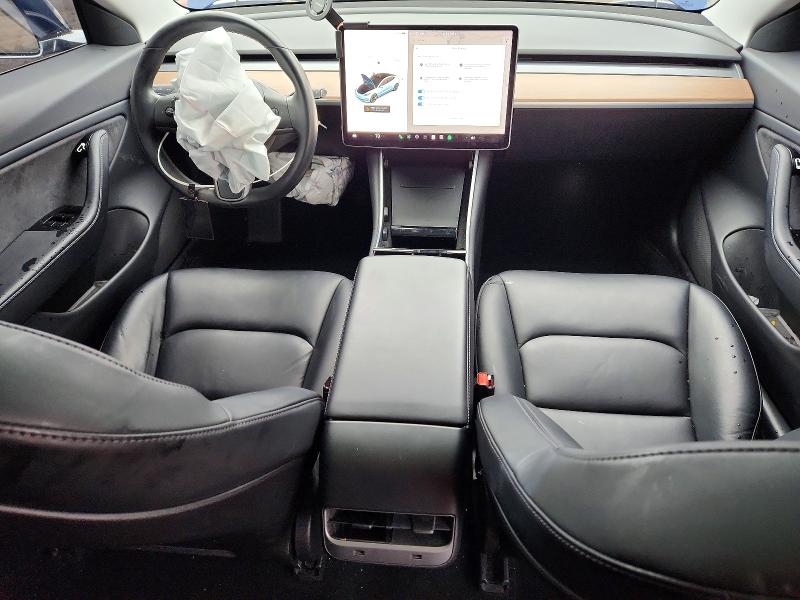 Фото 8 - TESLA MODEL 3