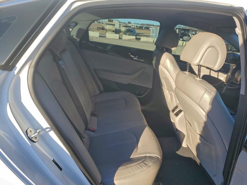 Фото 10 - HYUNDAI SONATA