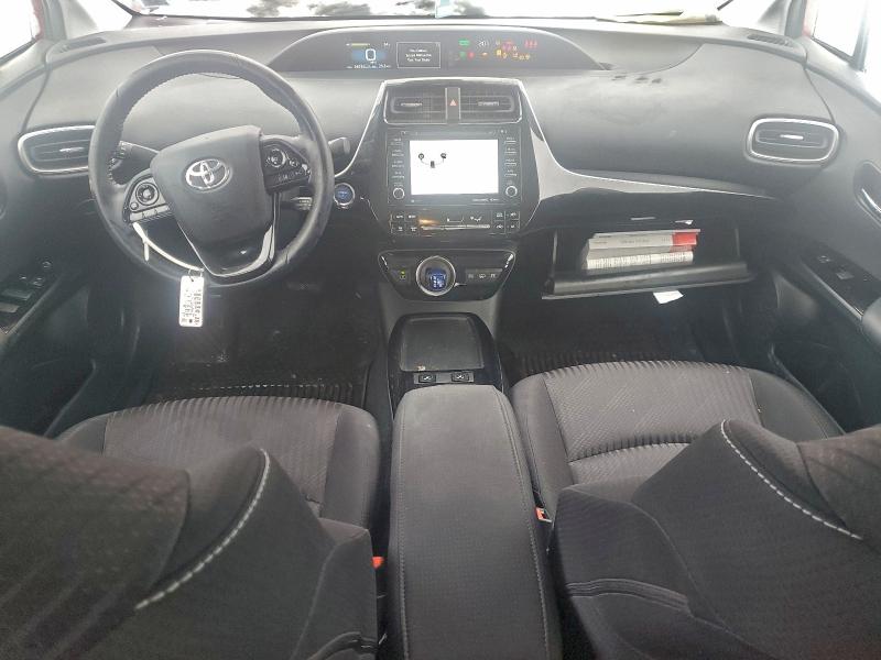 Фото 8 - TOYOTA PRIUS