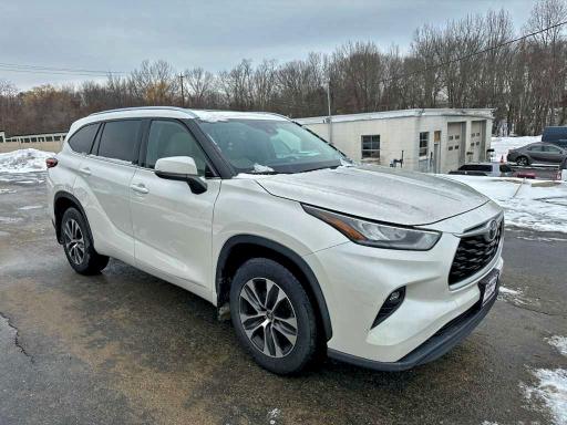 Фото 4 - TOYOTA HIGHLANDER