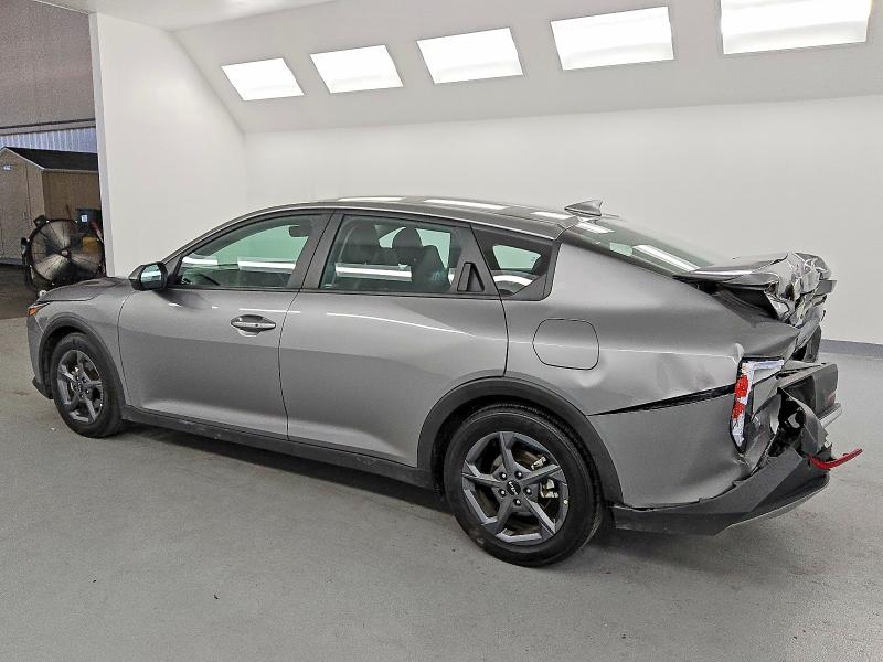 Фото 2 - KIA K4 LX