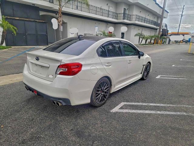 Фото 4 - SUBARU WRX
