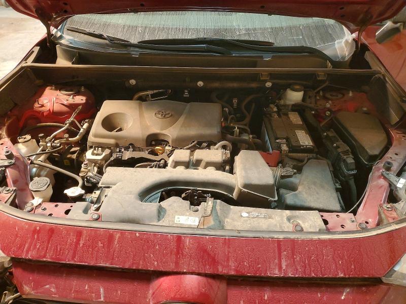 Фото 12 - TOYOTA RAV4