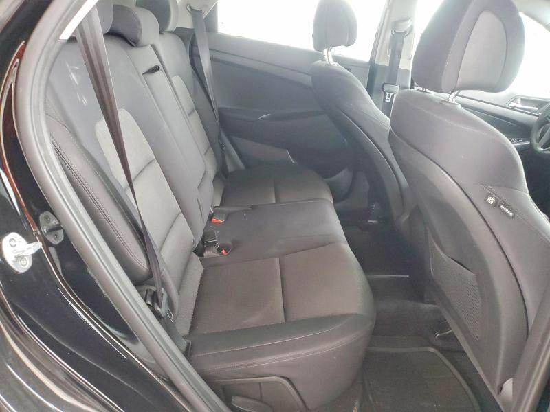 Фото 10 - HYUNDAI TUCSON