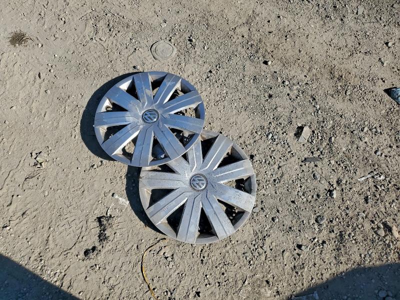 Фото 12 - VOLKSWAGEN JETTA